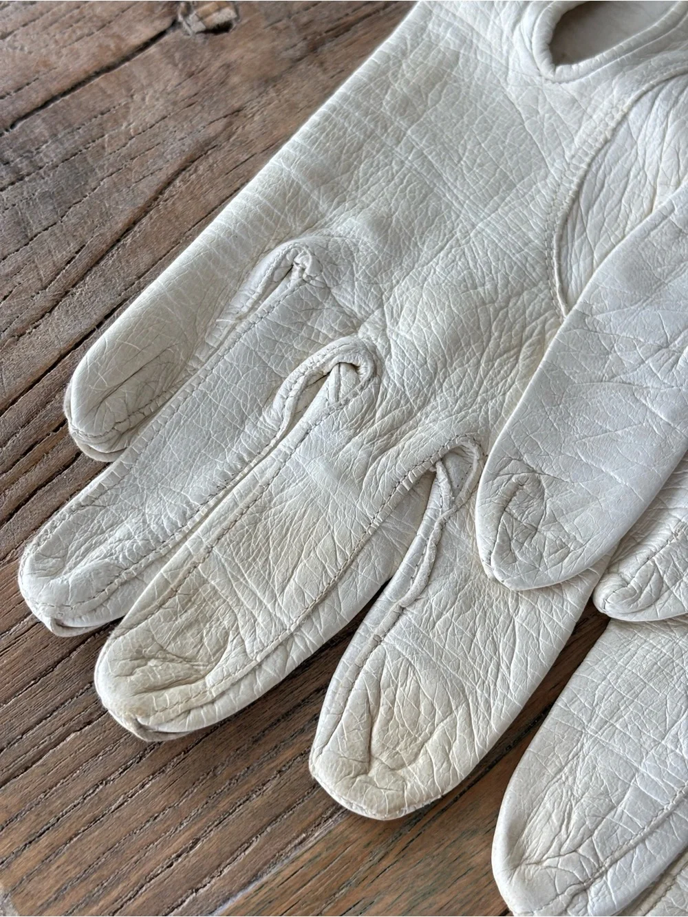 Vintage Long Cream Kid Leather Opera Gloves with Pearl Button Detail Size 6 3/4